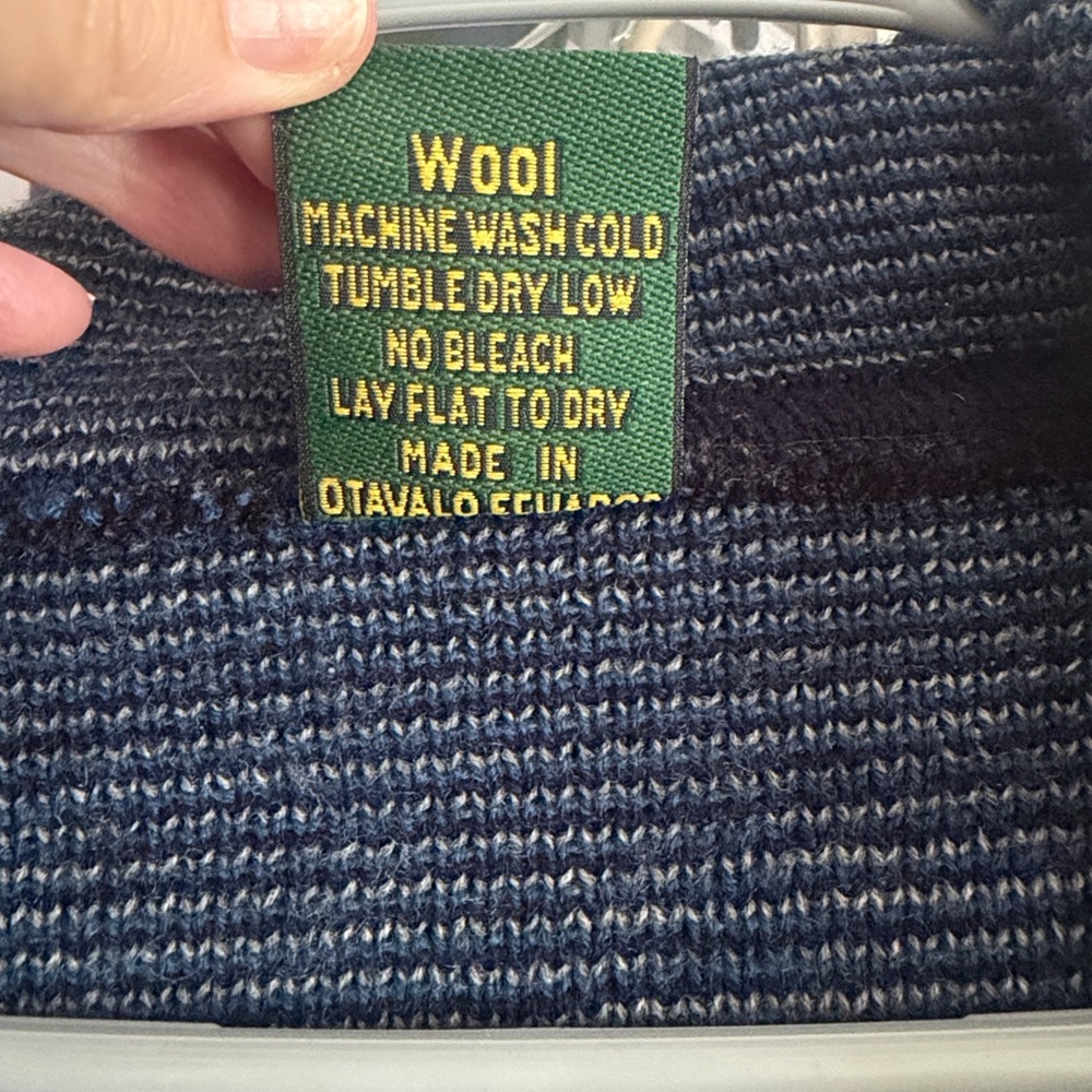 Tejidos Ruminahui Panda Sweater - Picture 3 of 12